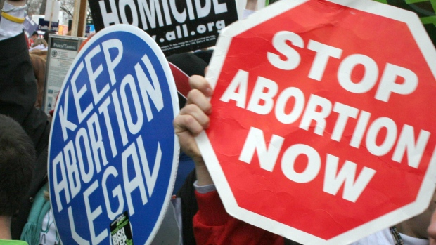 В Онтарио запретили протестовать вблизи клиник абортов