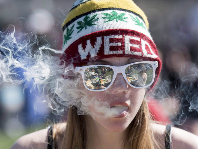 Канадское правительство установило налог на марихуану