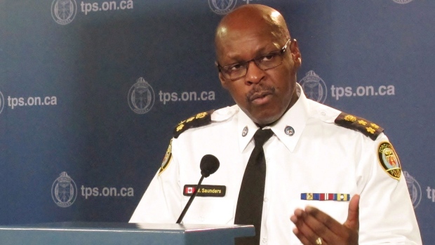 Шеф полиции Торонто вернулся на работу с новой почкой