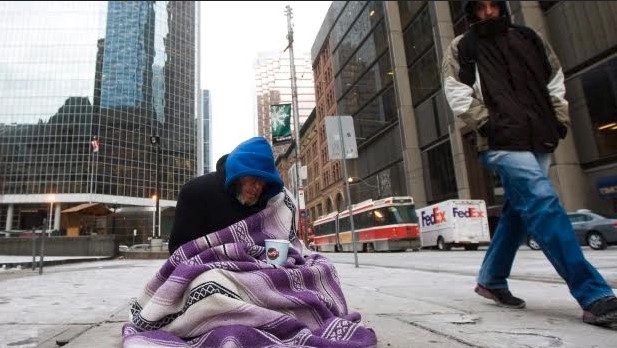 Для бездомных в Торонто откроют дополнительные места