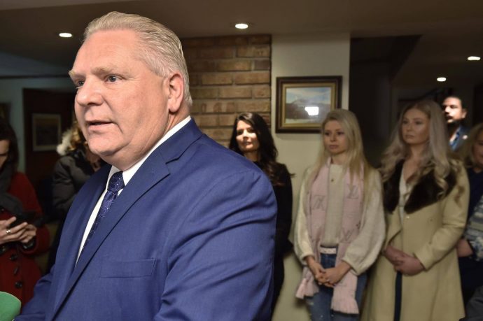 Даг Форд идет в лидеры консерваторов Онтарио