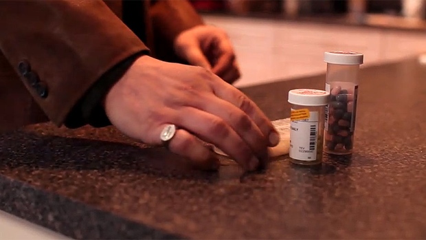 Почти миллион канадцев не могут купить себе лекарства