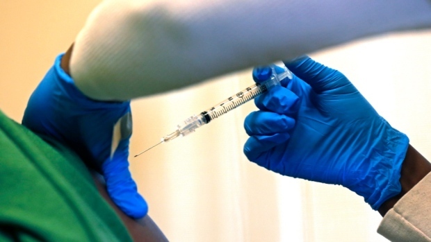 Противо-гриппозные прививки в Канаде: эффективность в 20%