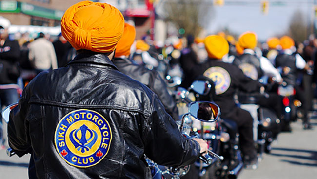 Третья канадская провинция разрешила сикхам-мотоциклистам ездить без шлема