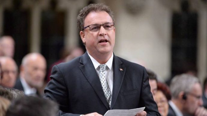 Депутат канадского парламента умер в своем рабочем кабинете