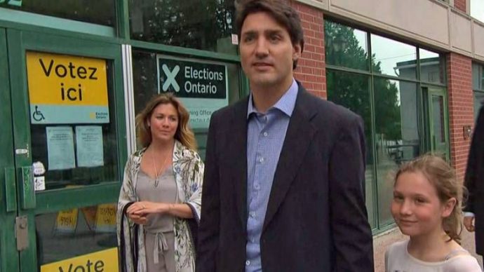 Двойное голосование? Трюдо проголосовал на выборах в Онтарио