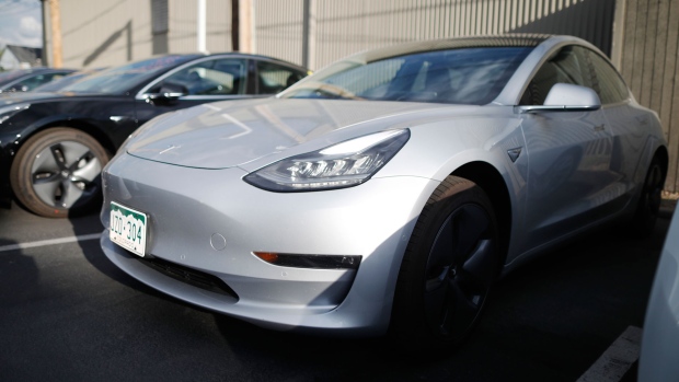 Consumer Report разрешил покупать Tesla Model 3