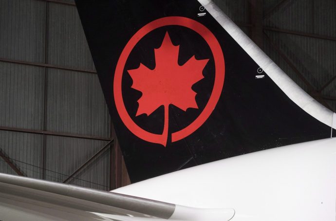 Пассажиры в ответе за прибыли Air Canada