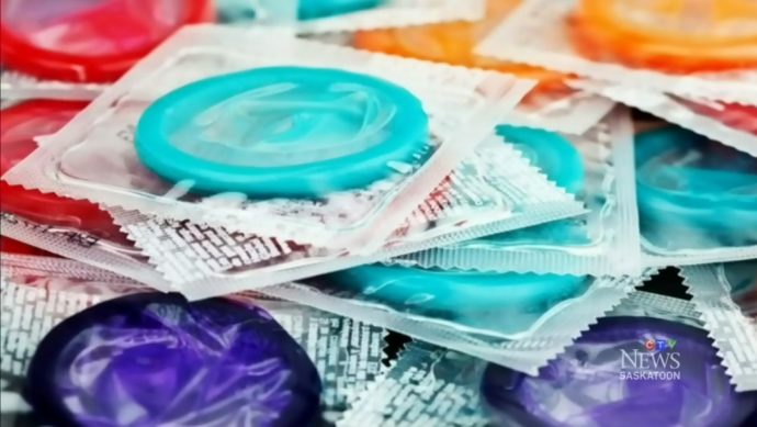 Открыт тендер на поставки презервативов канадским тюрьмам