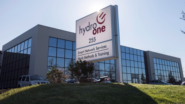 Зарплаты руководства Hydro One будет контролировать правительство Онтарио