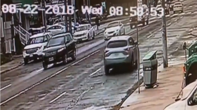 У полиции есть видео о машине, в которой ехал убийца