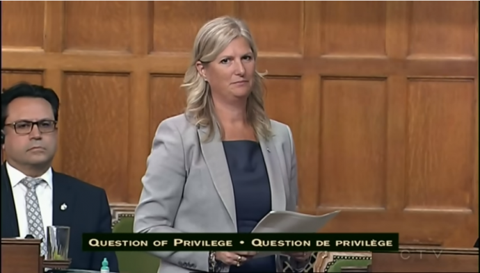 Депутат-либерал канадского парламента стала консерватором