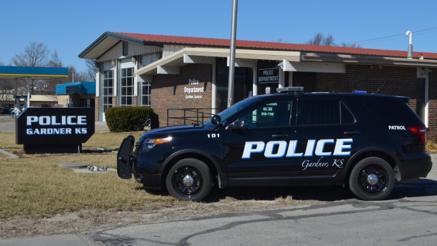 Канадский подросток обвинен в ложном вызове полиции в Канзасе