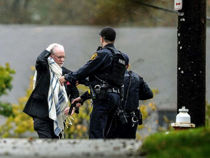 Канада выражает соболезнования по поводу стрельбы в американской синагоге
