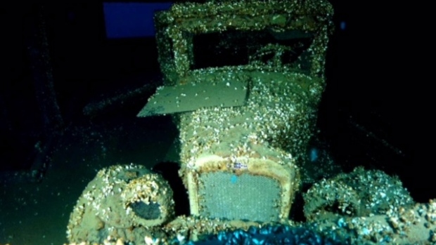 На озере Гурон найден корабль с «мумией» автомобиля