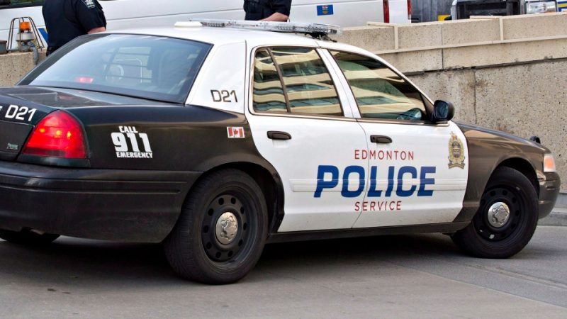 Полиция Эдмонтона расследует гибель двух детей