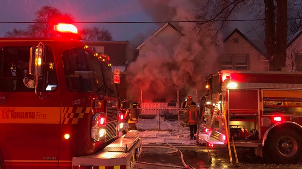 Семья из 14 человек потеряла на пожаре все имущество