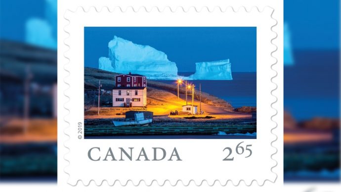 Прекрасный айсберг на канадской марке