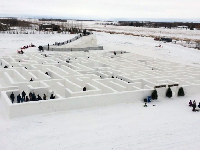 Канадский снежный лабиринт побил рекорд Книги Гиннесса