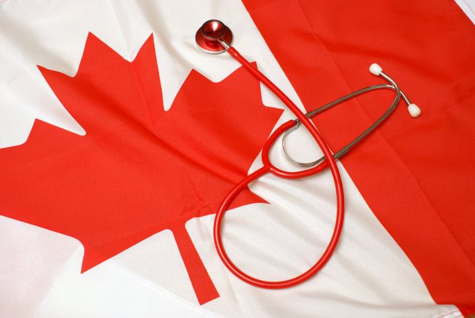Канадцы ниже ценят врачей с иностранным акцентом
