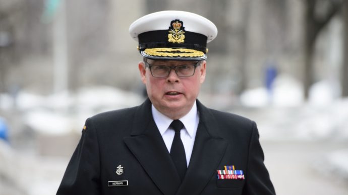 Обвинения с канадского адмирала сняты
