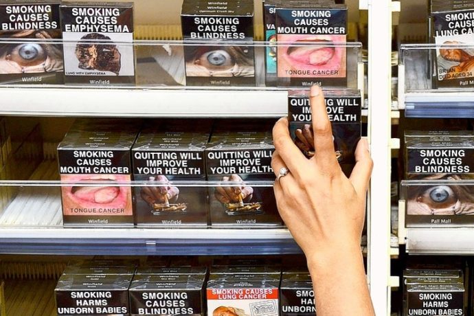 С ноября сигаретные пачки в Канаде станут еще более уродливыми