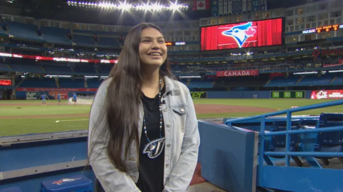 Гимн Канады на бейсбольном матче прозвучал на языке индейцев-кри