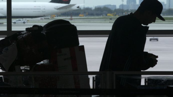 Канадские авиакомпании оспаривают в суде новые правила защиты прав пассажиров