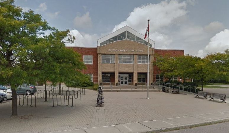 У школы на севере от Торонто обнаружено мертвое тело