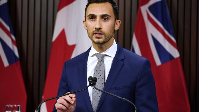 Правительство Онтарио пошло на уступки учителям