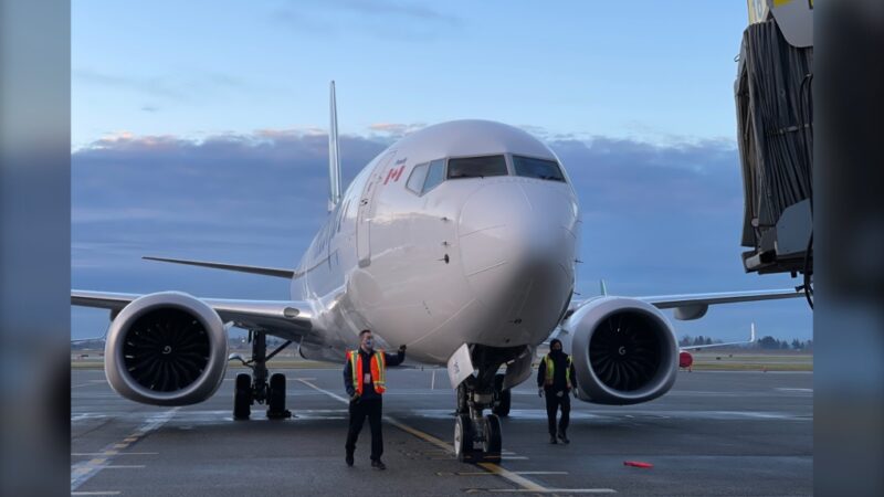 Рейс Boeing 737 MAX8 из Калгари в Торонто отменили