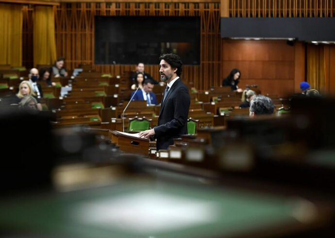 Канадский парламент возвращается с каникул