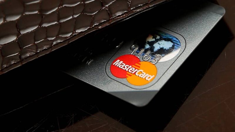Mastercard заблокировала нескольким финансовым учреждениям из РФ доступ к платежной сети