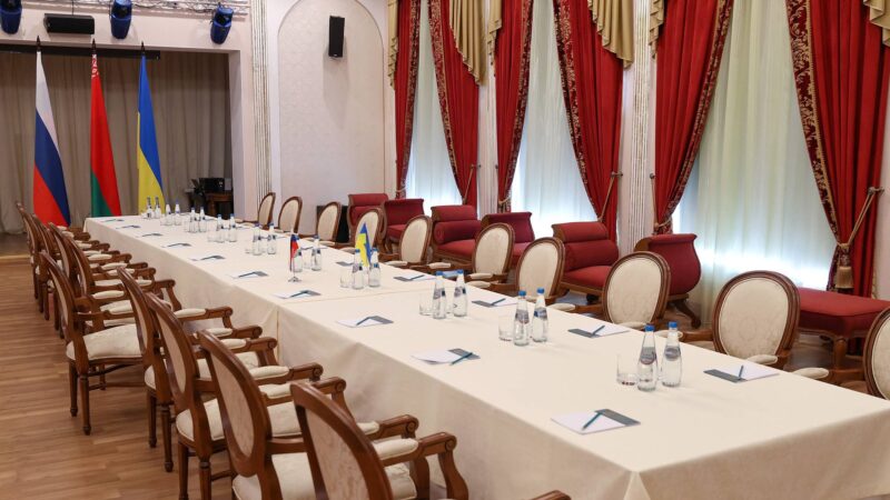 Украина: третий раунд переговоров с Россией может состояться 5 или 6 марта