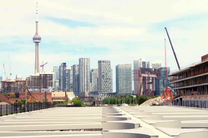 Торонто может поднять стоимость строительства новых квартир для застройщиков на шокирующую сумму
