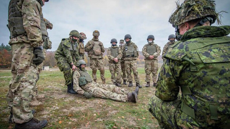 Канада потерпела неудачу, когда обучала украинские войска, связанные с крайне правыми